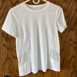 lululemon tee shirt